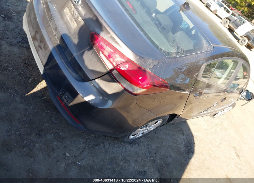 2017 KIA FORTE LX VIN: 3KPFK4A71HE140049