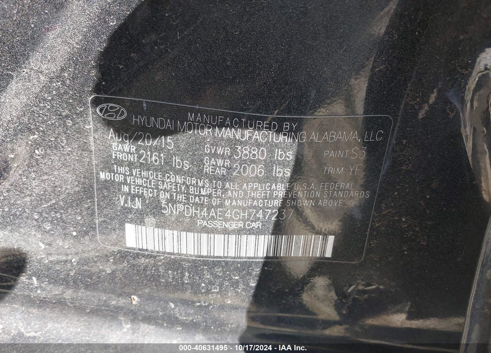 2016 HYUNDAI ELANTRA VIN: 5NPDH4AE4GH747237