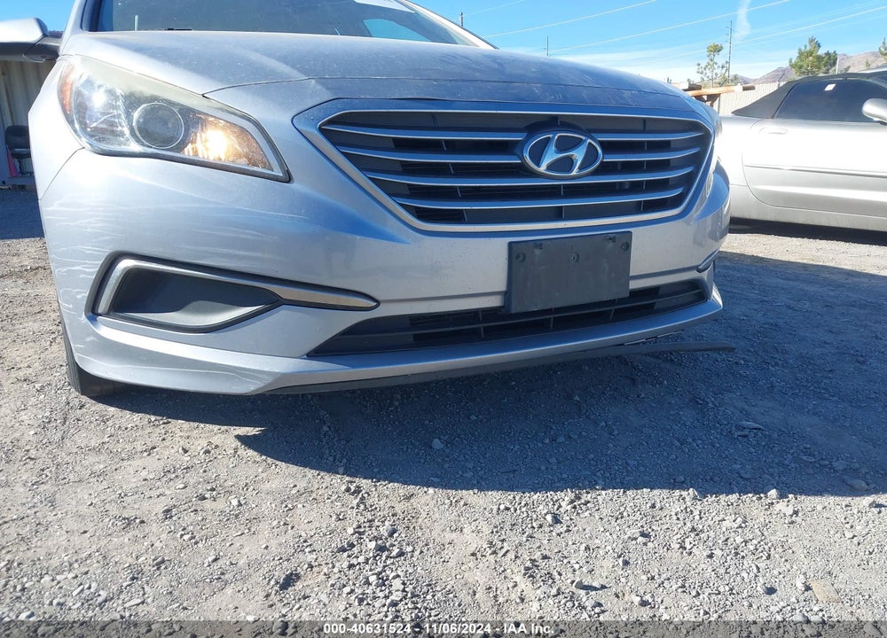 2016 HYUNDAI SONATA VIN: 5NPE24AF1GH302596