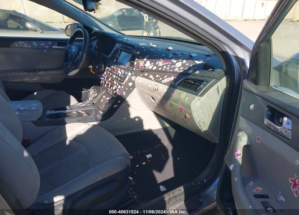 2016 HYUNDAI SONATA VIN: 5NPE24AF1GH302596