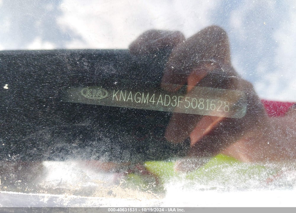 2015 KIA OPTIMA HYBRID VIN: KNAGM4AD3F5081628