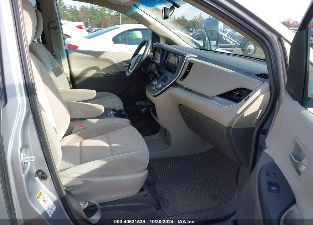 2015 TOYOTA SIENNA LE 8 PASSENGER VIN: 5TDKK3DC7FS570348