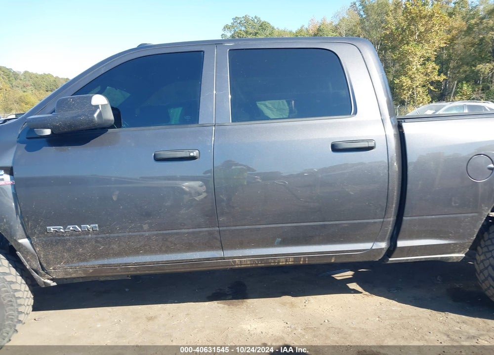 2022 RAM 2500 TRADESMAN 4X4 6'4 BOX VIN: 3C6UR5CLXNG419168