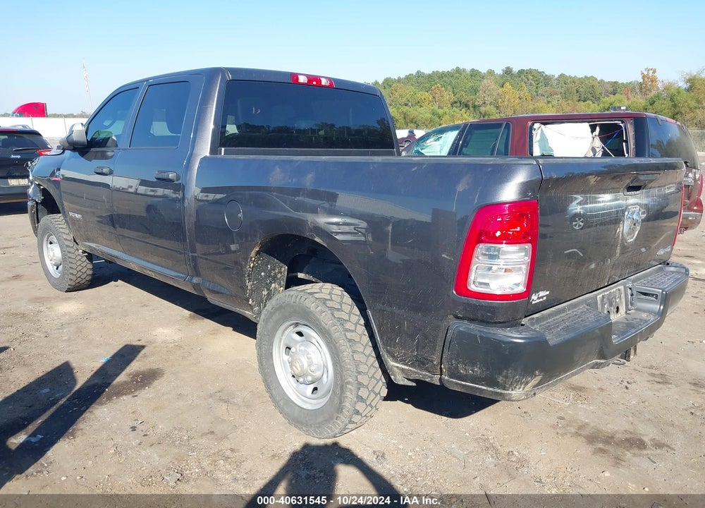 2022 RAM 2500 TRADESMAN 4X4 6'4 BOX VIN: 3C6UR5CLXNG419168