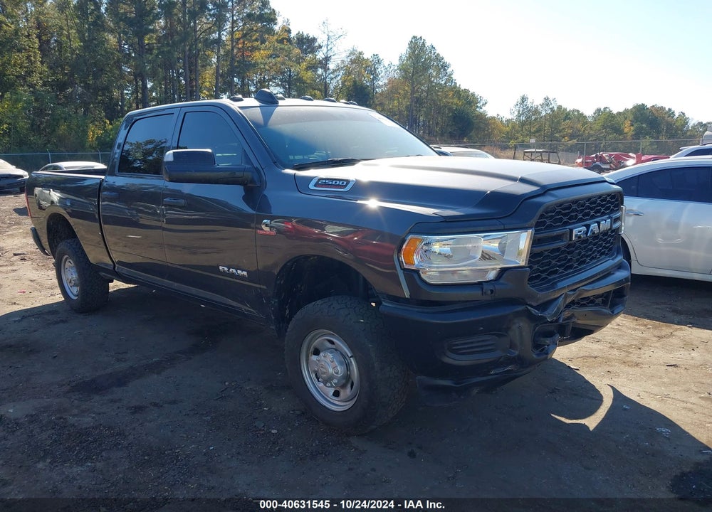 2022 RAM 2500 TRADESMAN 4X4 6'4 BOX VIN: 3C6UR5CLXNG419168