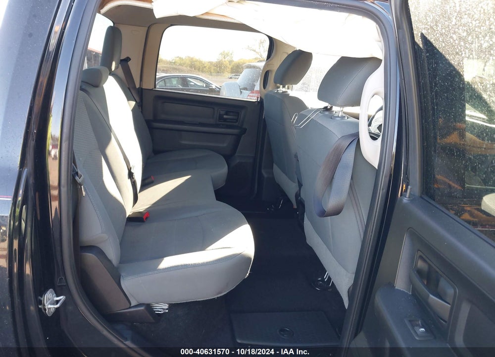2016 RAM 1500 VIN: 3C6RR7KT2GG266002