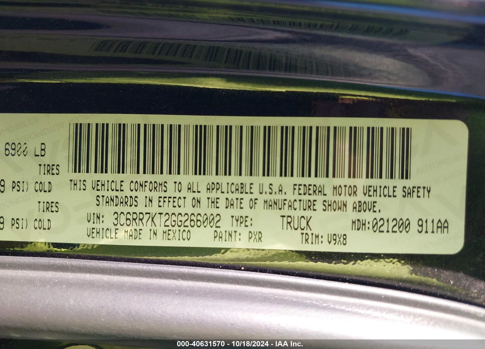2016 RAM 1500 VIN: 3C6RR7KT2GG266002