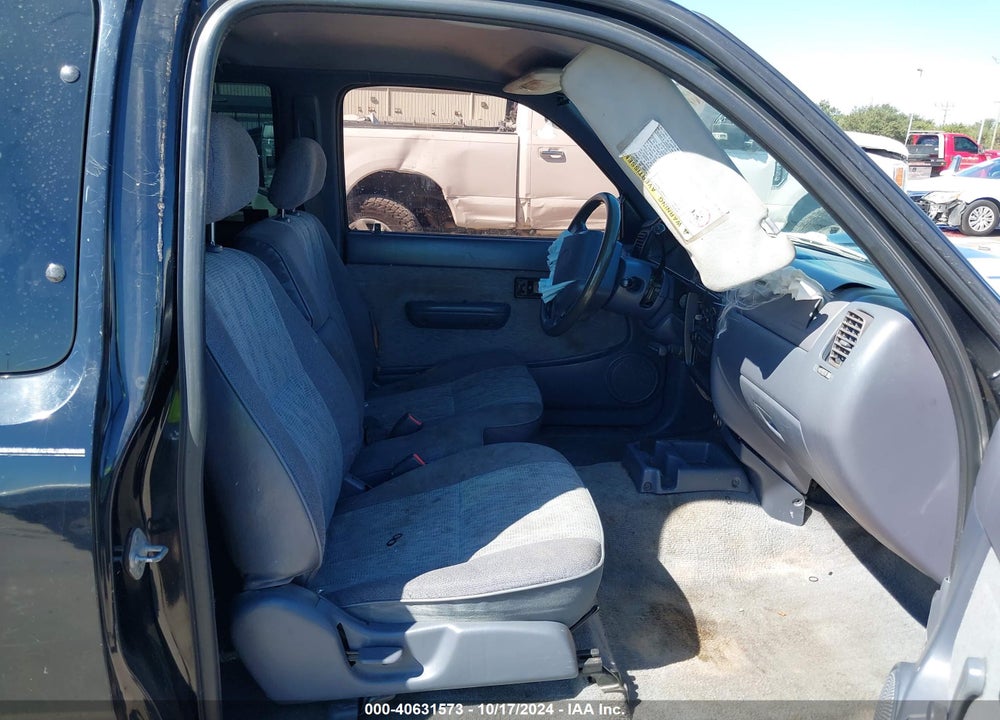 1999 TOYOTA TACOMA VIN: 4TAVL52N1XZ558542