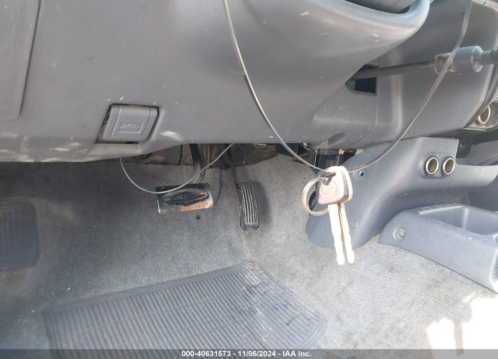 1999 TOYOTA TACOMA VIN: 4TAVL52N1XZ558542