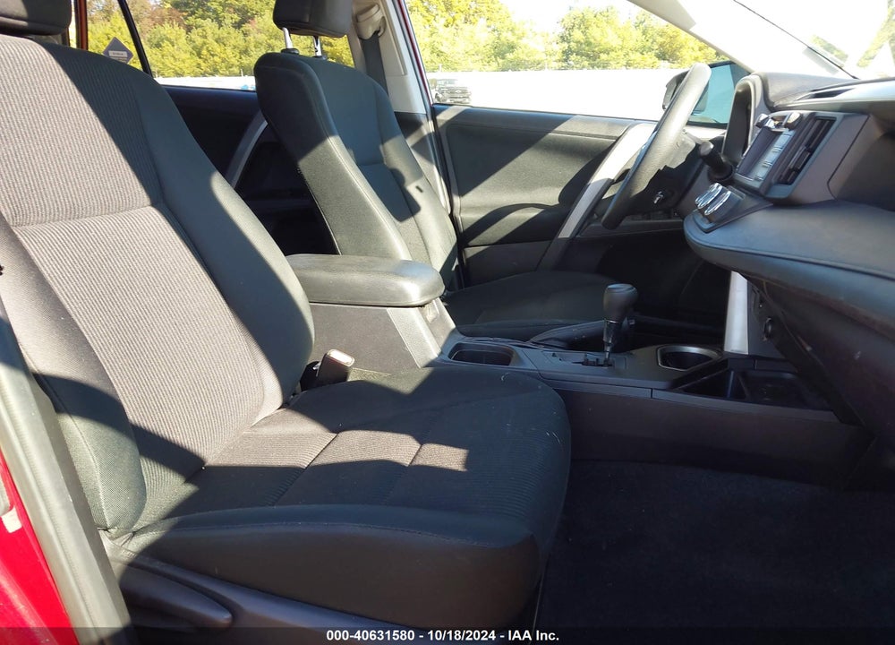 2018 TOYOTA RAV4 LE VIN: 2T3BFREVXJW783387