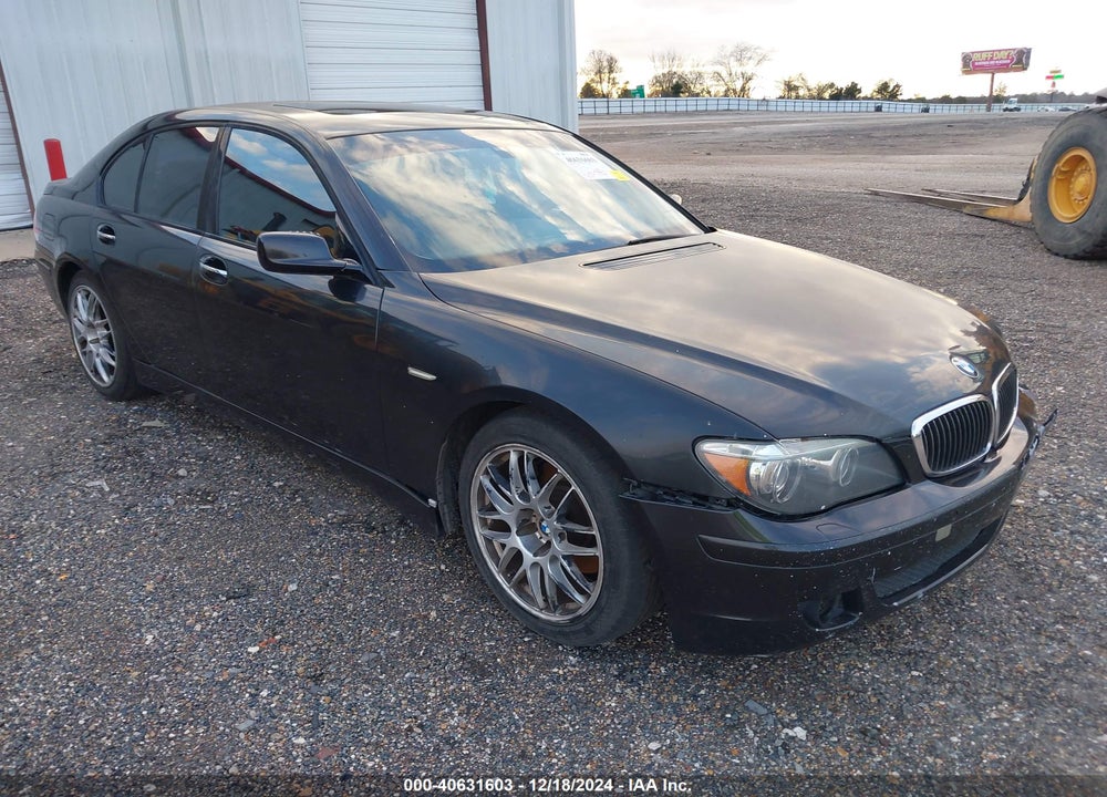 2007 BMW 750 I VIN: WBAHL83557DT10001