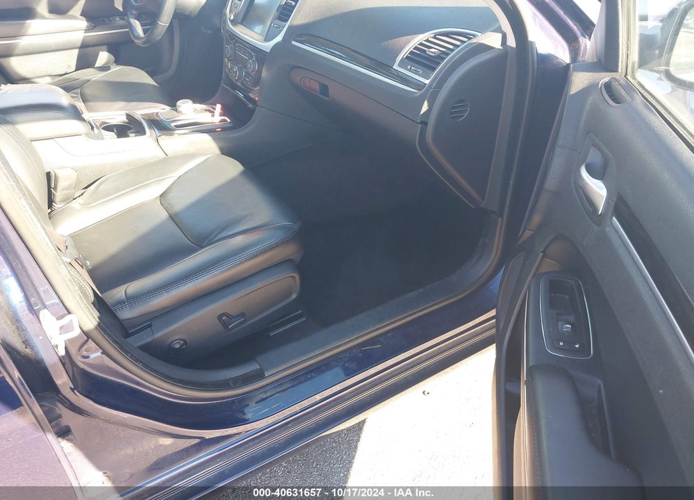2015 CHRYSLER 300 LIMITED VIN: 2C3CCAAG4FH929879