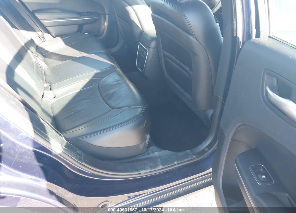2015 CHRYSLER 300 LIMITED VIN: 2C3CCAAG4FH929879