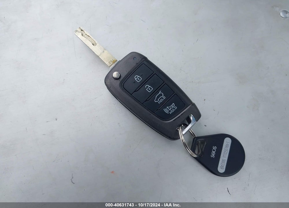 2019 HYUNDAI KONA SE VIN: KM8K1CAA0KU289757