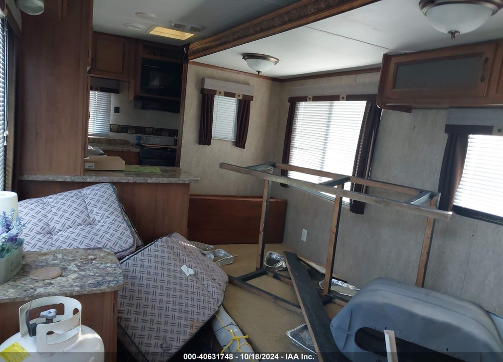 2014 GULFSTREAM CONQUEST VIN: 1NL1GTN20E1115219