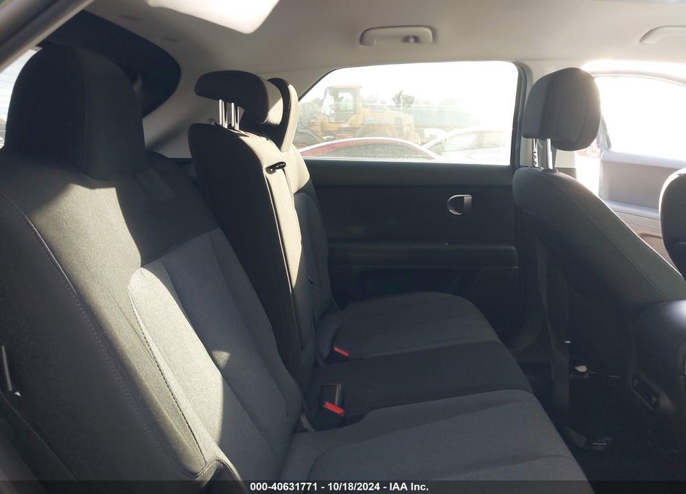 2022 HYUNDAI IONIQ 5 SE STANDARD RANGE VIN: KM8KM4AB2NU111455