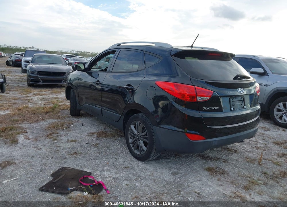 2015 HYUNDAI TUCSON SE VIN: KM8JU3AG3FU058266