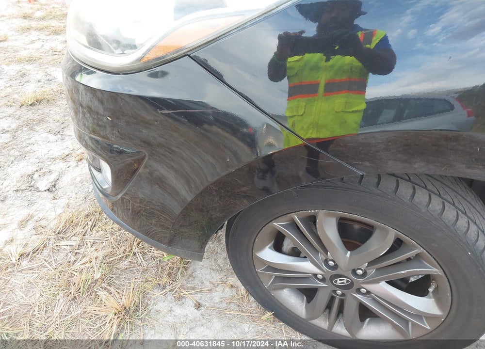 2015 HYUNDAI TUCSON SE VIN: KM8JU3AG3FU058266