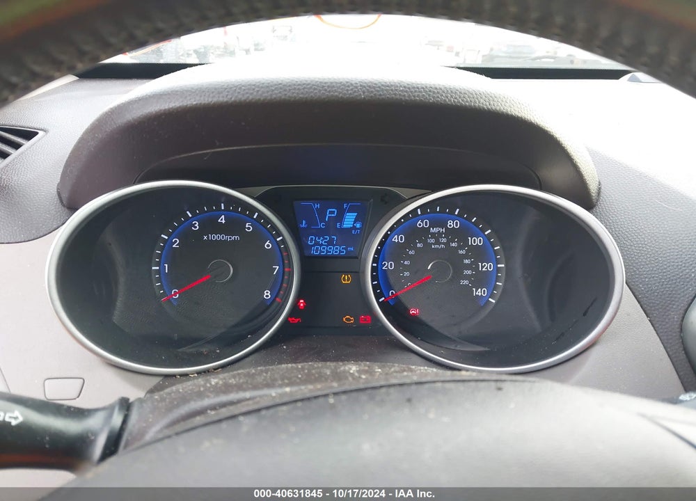 2015 HYUNDAI TUCSON SE VIN: KM8JU3AG3FU058266