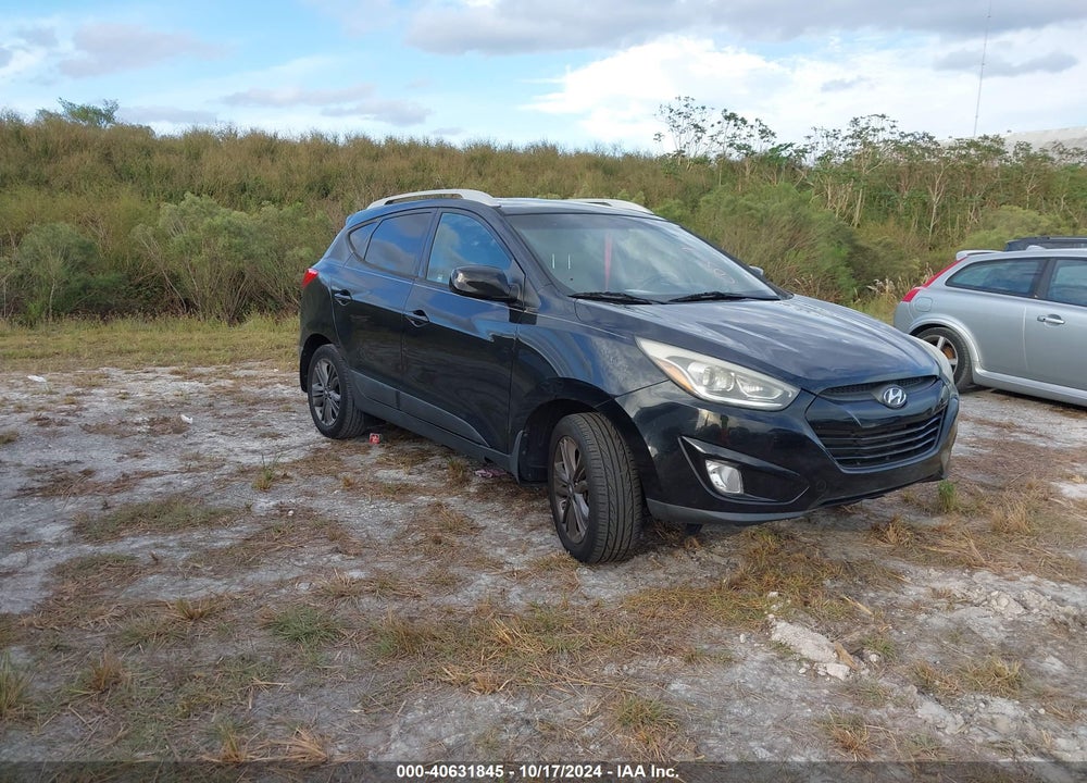 2015 HYUNDAI TUCSON SE VIN: KM8JU3AG3FU058266