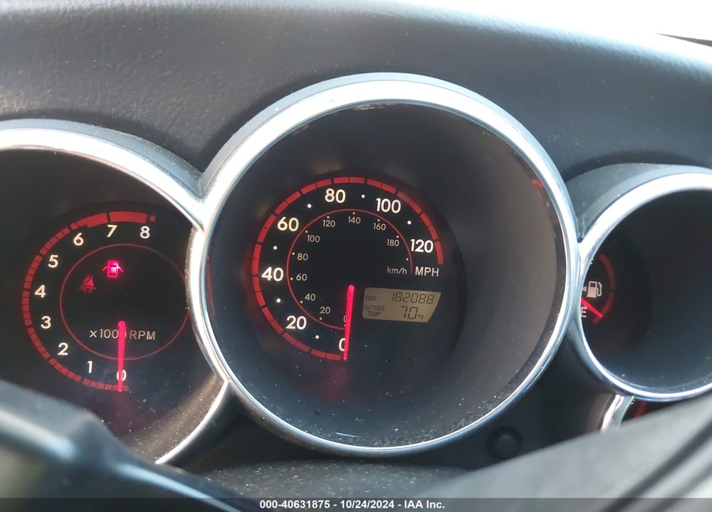 2005 TOYOTA MATRIX/XR VIN: 2T1KR32E55C418995
