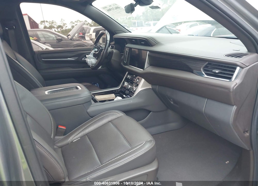 2021 GMC YUKON XL 2WD DENALI VIN: 1GKS1JKL5MR301324