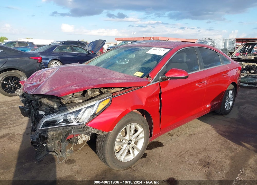 2015 HYUNDAI SONATA SE VIN: 5NPE24AF1FH139110