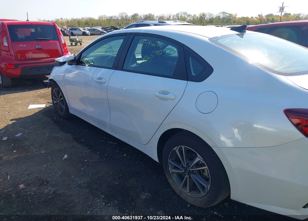 2024 KIA FORTE LXS VIN: 3KPF24AD1RE816605