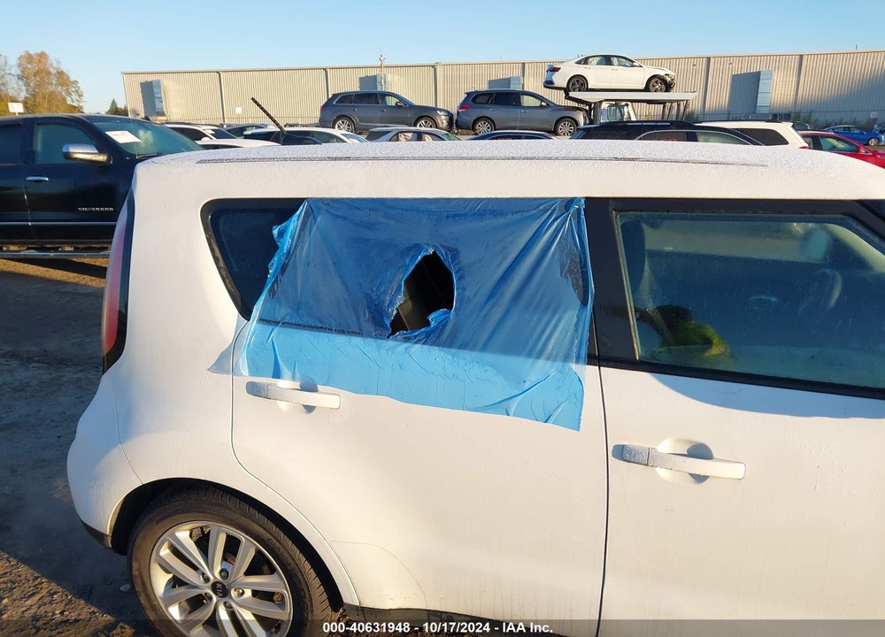 2017 KIA SOUL VIN: KNDJP3A5XH7419312