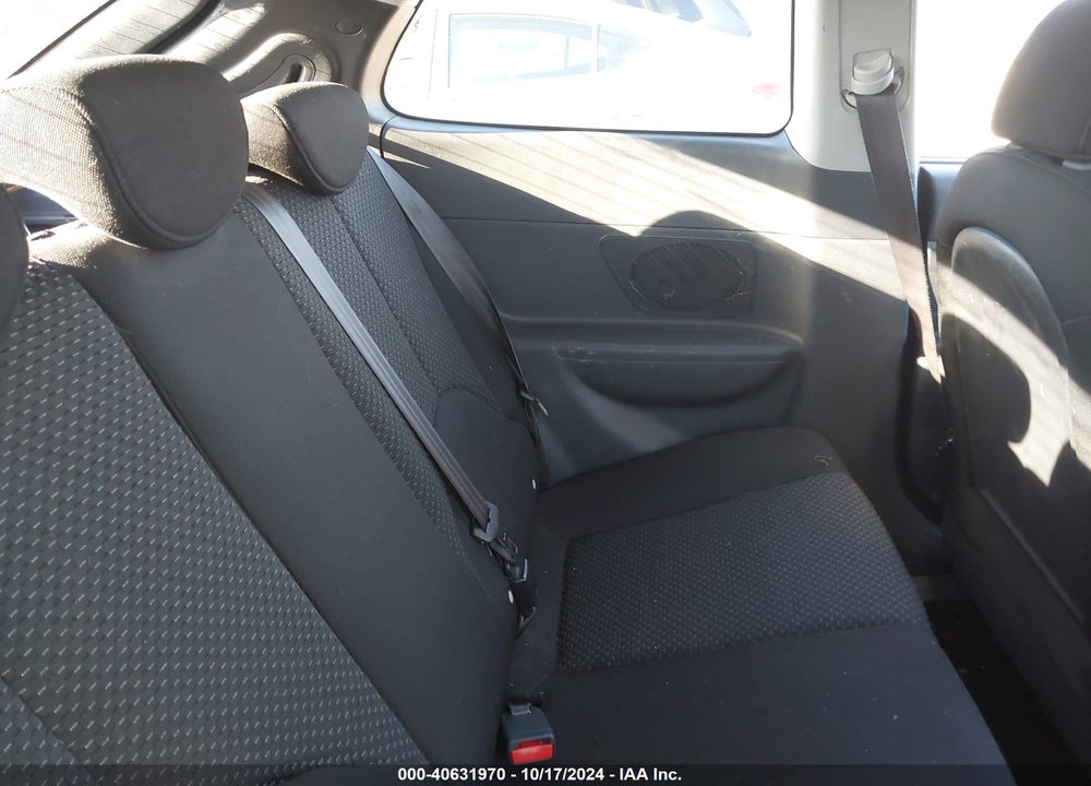 2009 HYUNDAI ACCENT GS VIN: KMHCM36C29U119710