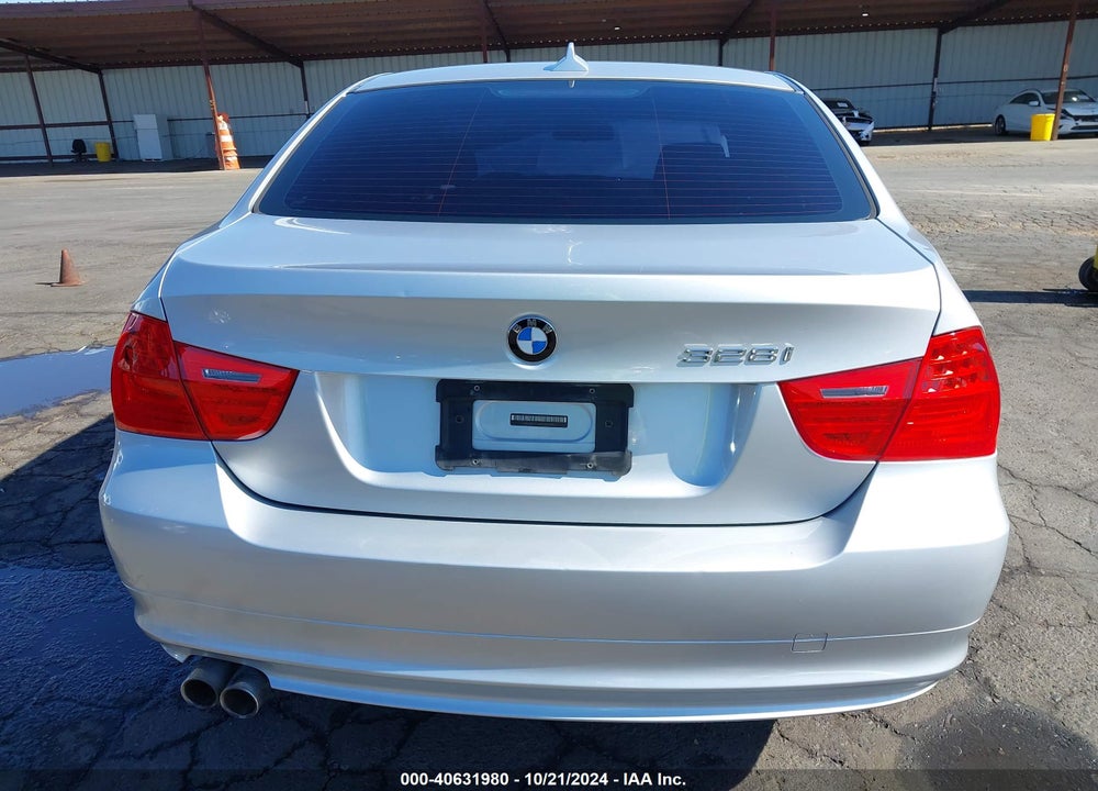 2009 BMW 328I VIN: WBAPH77589NM27991