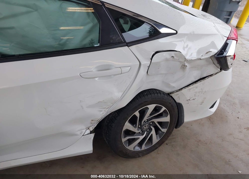 2017 HONDA CIVIC EX VIN: 2HGFC2F70HH555556