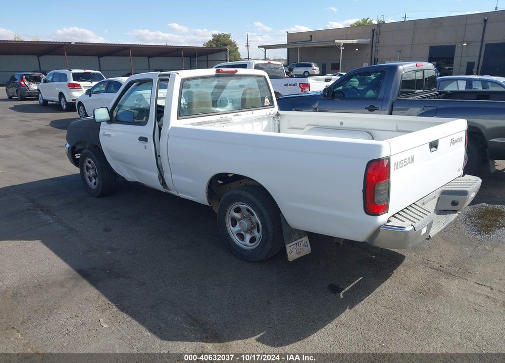 2000 NISSAN FRONTIER XE VIN: 1N6DD21S6YC430544
