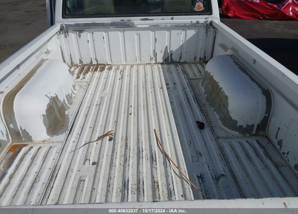 2000 NISSAN FRONTIER XE VIN: 1N6DD21S6YC430544