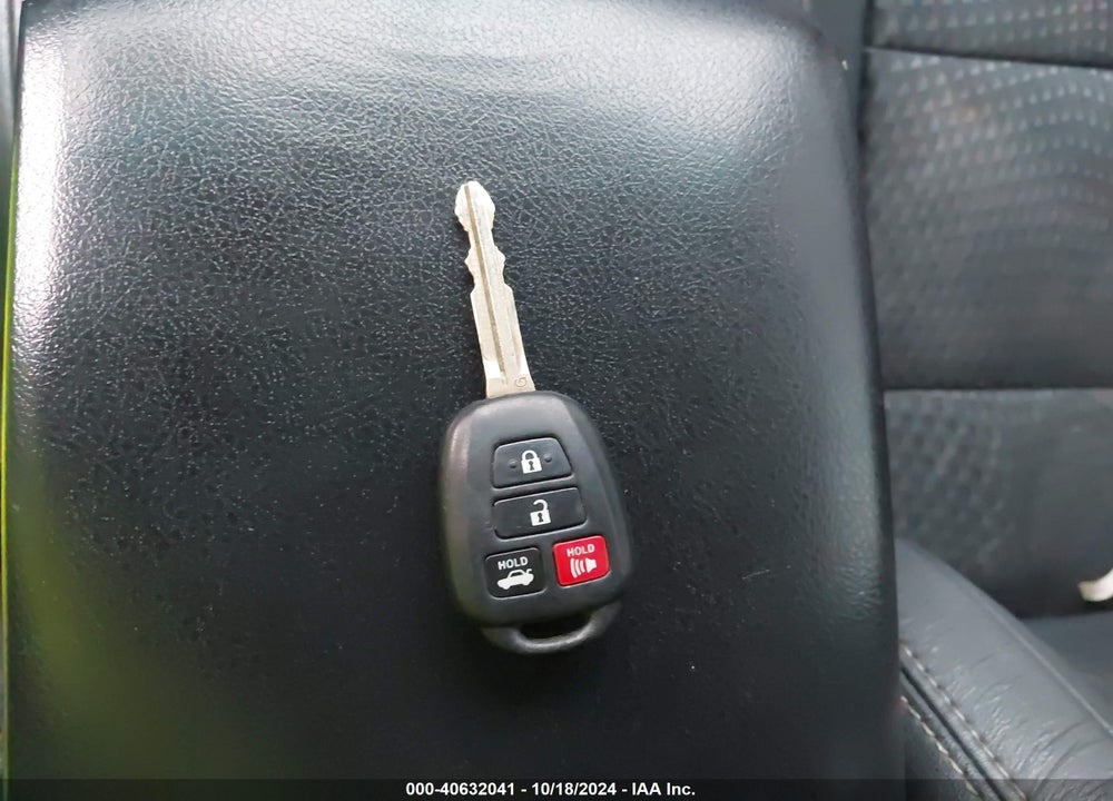 2014 TOYOTA CAMRY SE VIN: 4T1BF1FK4EU791456