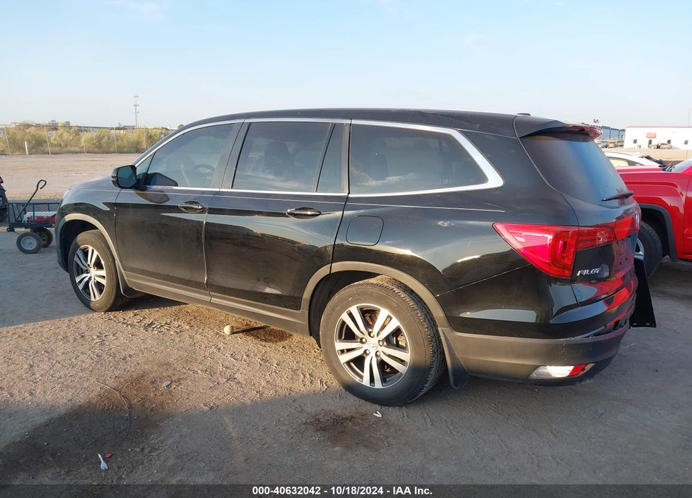2017 HONDA PILOT EX-L VIN: 5FNYF5H8XHB023212