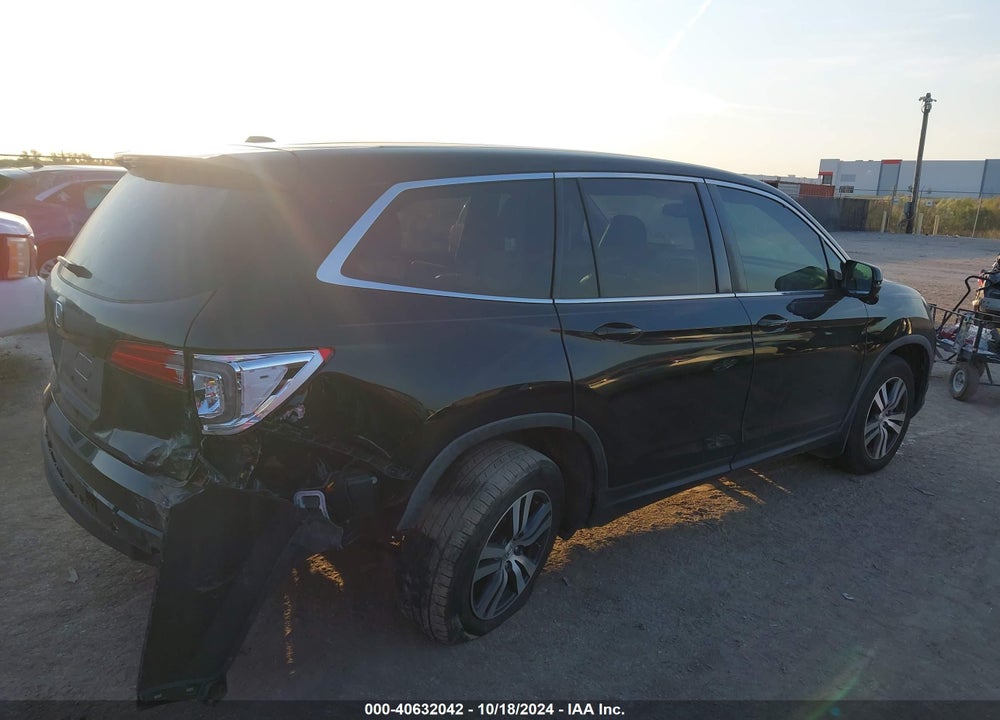 2017 HONDA PILOT EX-L VIN: 5FNYF5H8XHB023212