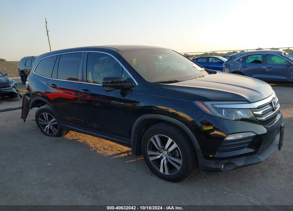 2017 HONDA PILOT EX-L VIN: 5FNYF5H8XHB023212