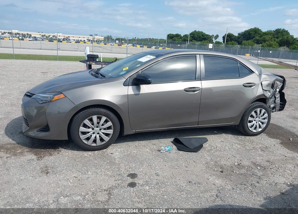 2019 TOYOTA COROLLA LE VIN: 5YFBURHE3KP938357