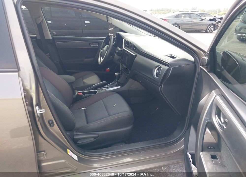 2019 TOYOTA COROLLA LE VIN: 5YFBURHE3KP938357