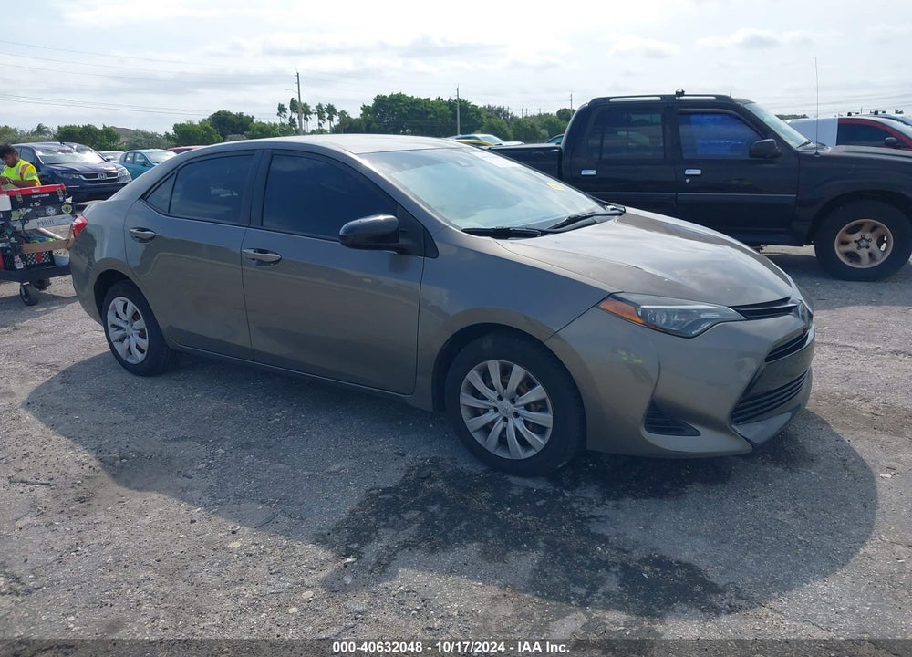 2019 TOYOTA COROLLA LE VIN: 5YFBURHE3KP938357