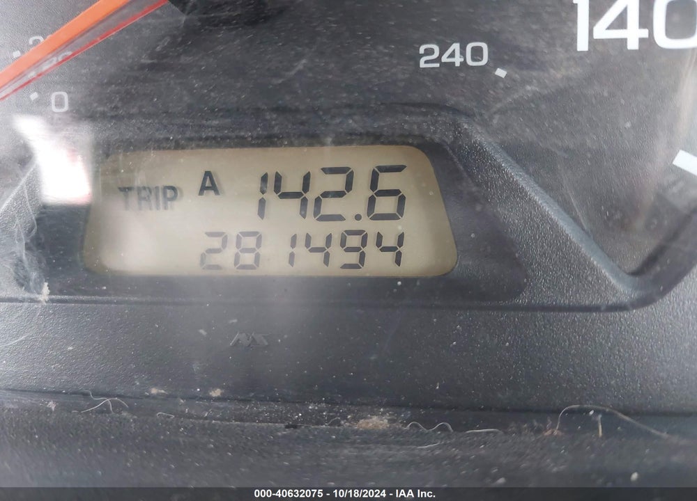 2000 HONDA ACCORD 2.3 SE VIN: JHMCG5677YC013573