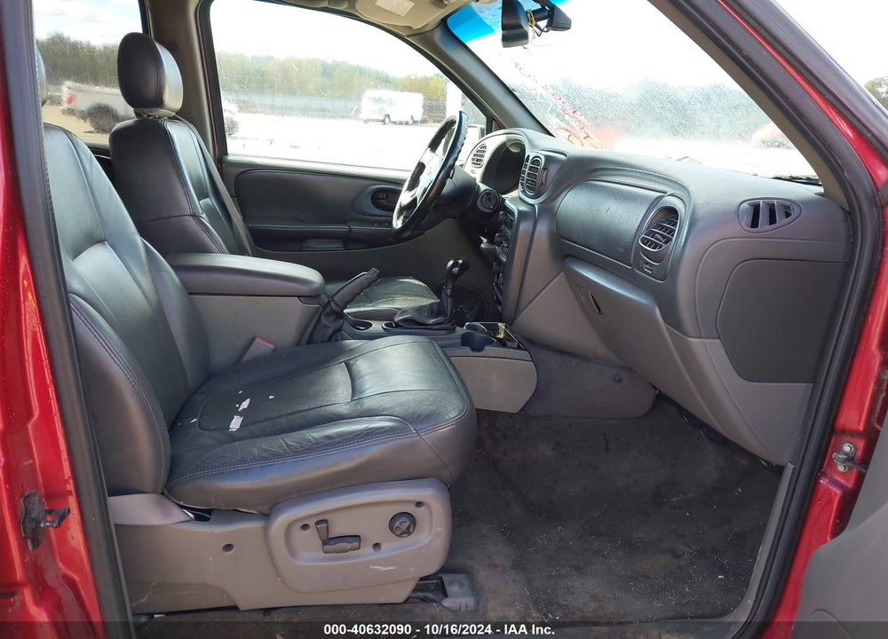 2002 CHEVROLET TRAILBLAZER LT VIN: 1GNDS13S822454154
