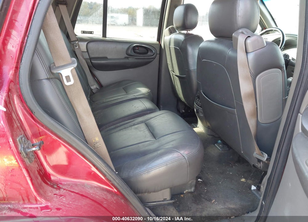 2002 CHEVROLET TRAILBLAZER LT VIN: 1GNDS13S822454154