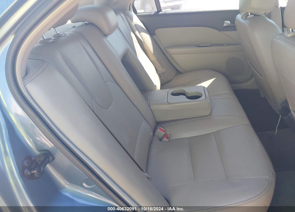 2012 FORD FUSION HYBRID VIN: 3FADP0L30CR242221