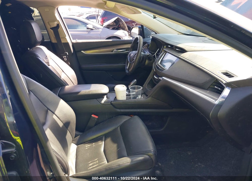2017 CADILLAC XT5 LUXURY VIN: 1GYKNDRS1HZ104357