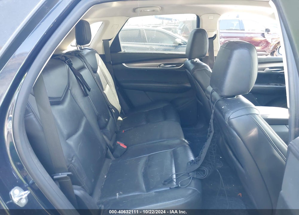 2017 CADILLAC XT5 LUXURY VIN: 1GYKNDRS1HZ104357