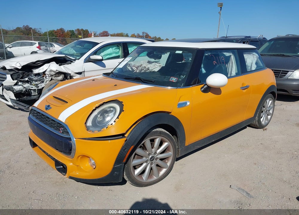 2014 MINI HARDTOP COOPER S VIN: WMWXM7C58ET925602