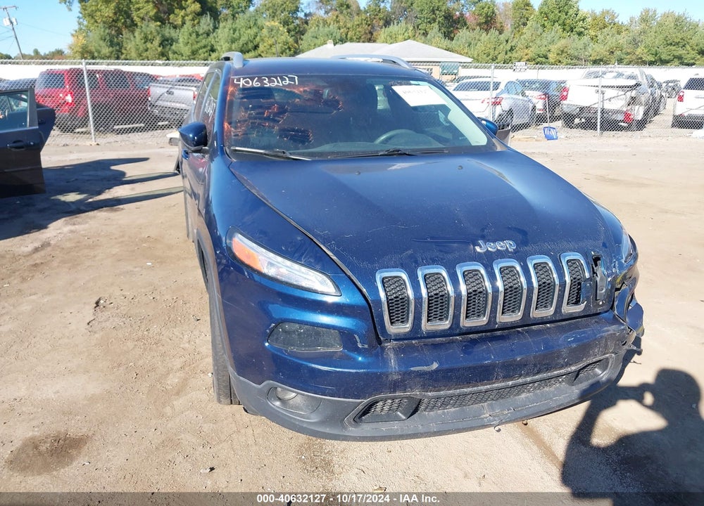 2018 JEEP CHEROKEE LATITUDE FWD VIN: 1C4PJLCB3JD573611