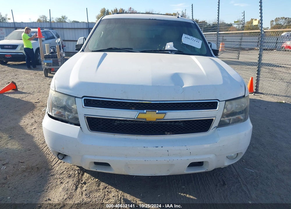 2013 CHEVROLET TAHOE LT VIN: 1GNSCBE0XDR146757